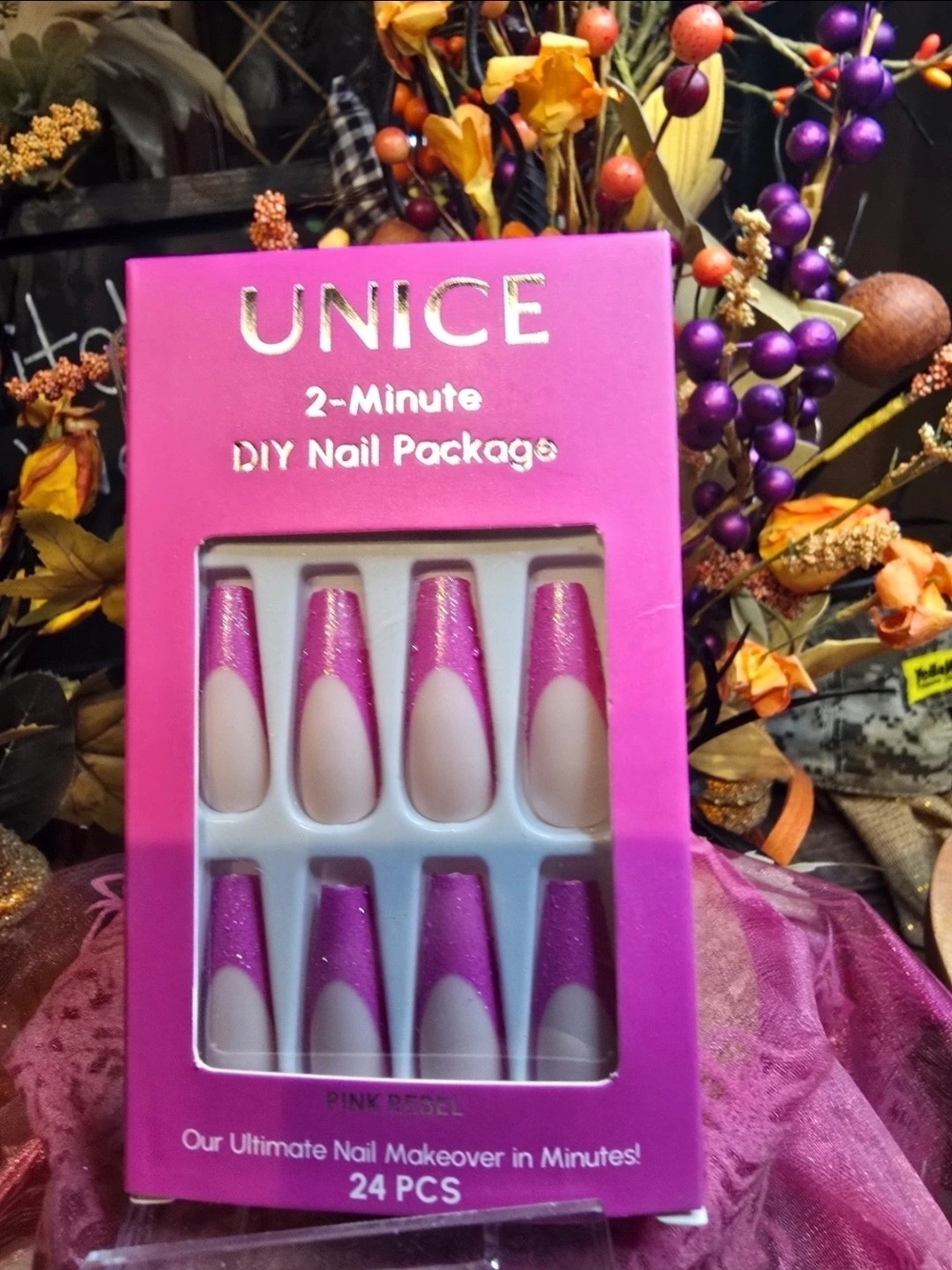 UNICE Pink Glitter French Tip Press-On Nails - 24 PCS